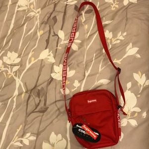 Supreme Shoulder bag